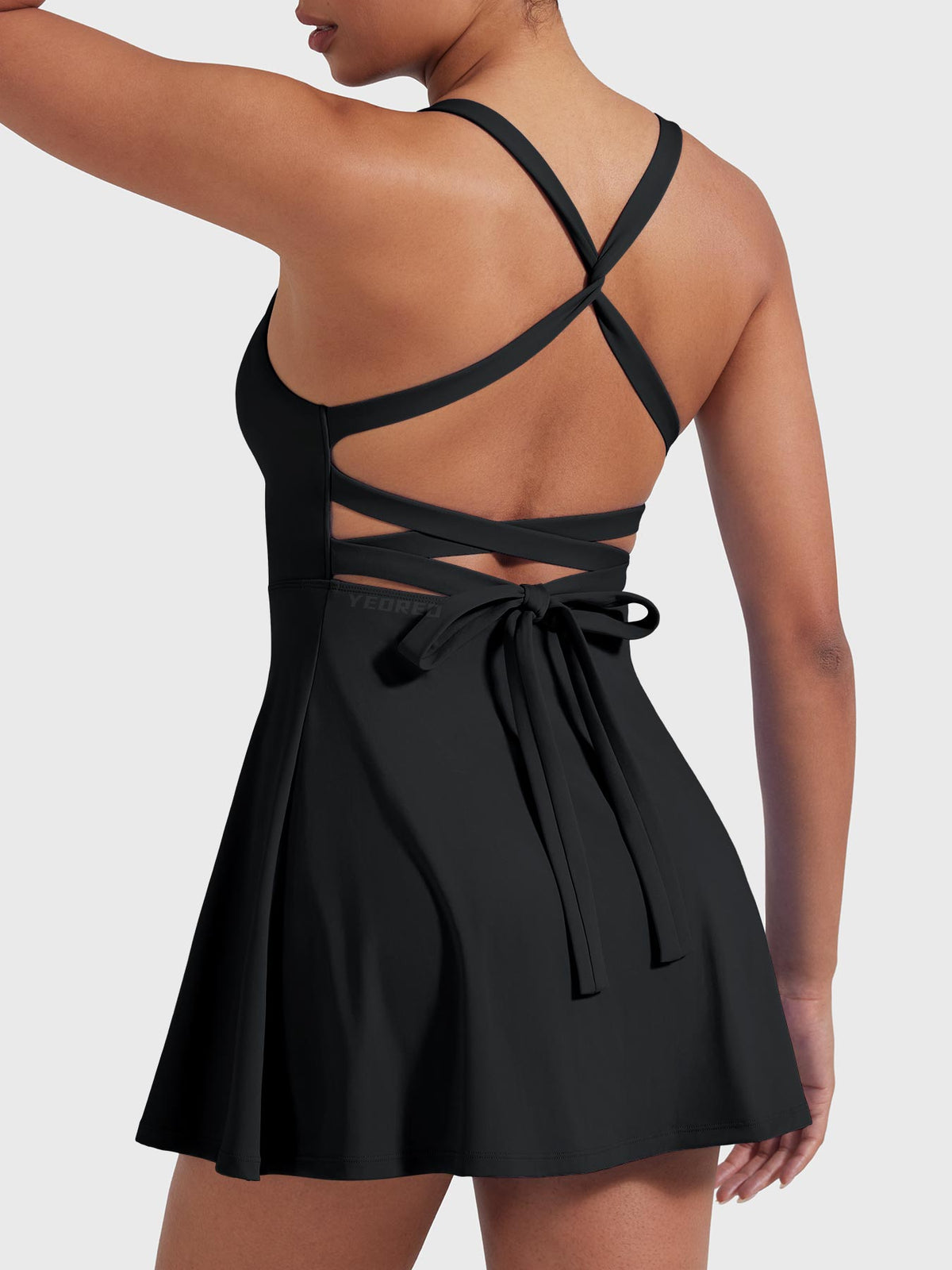 Vestido de tenis Movaelle CoreFlex con tirantes cruzados