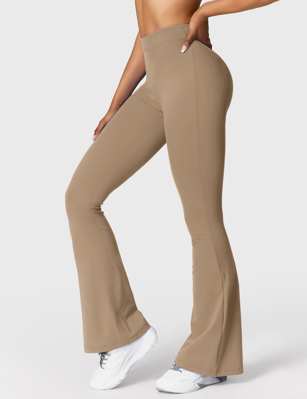 Leggings Movaelle Contour acampanados con espalda en V
