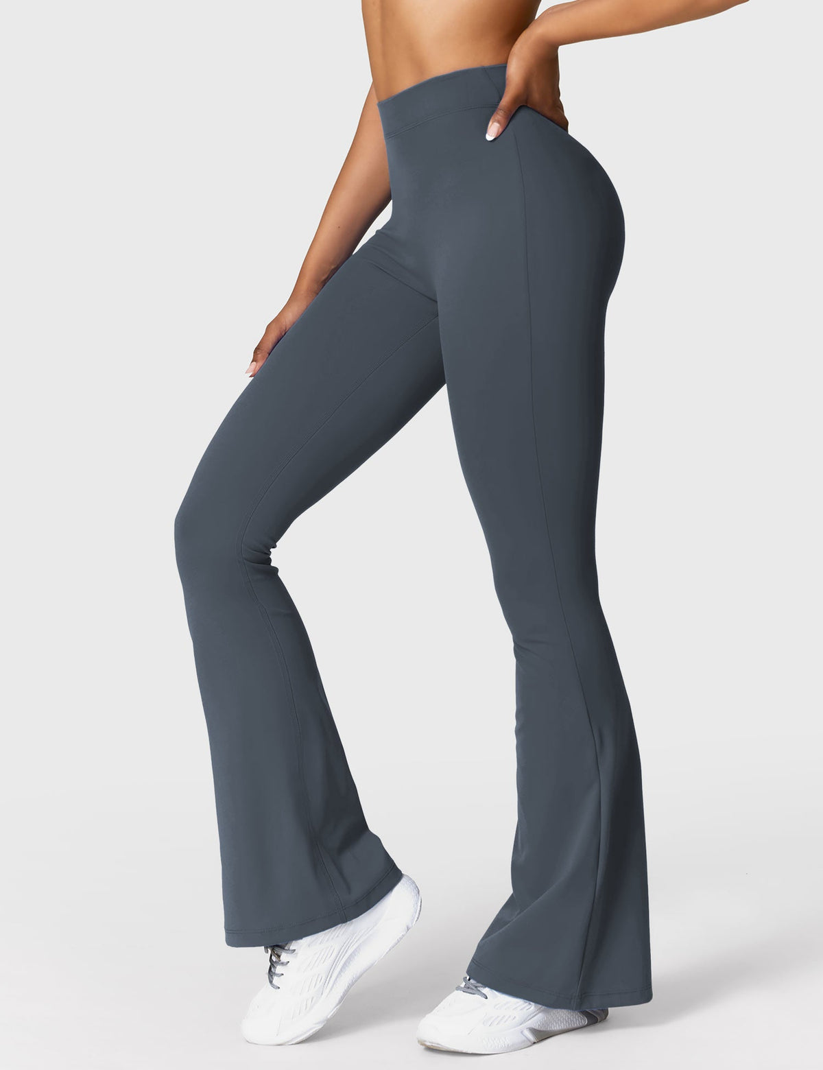 Leggings Movaelle Contour acampanados con espalda en V