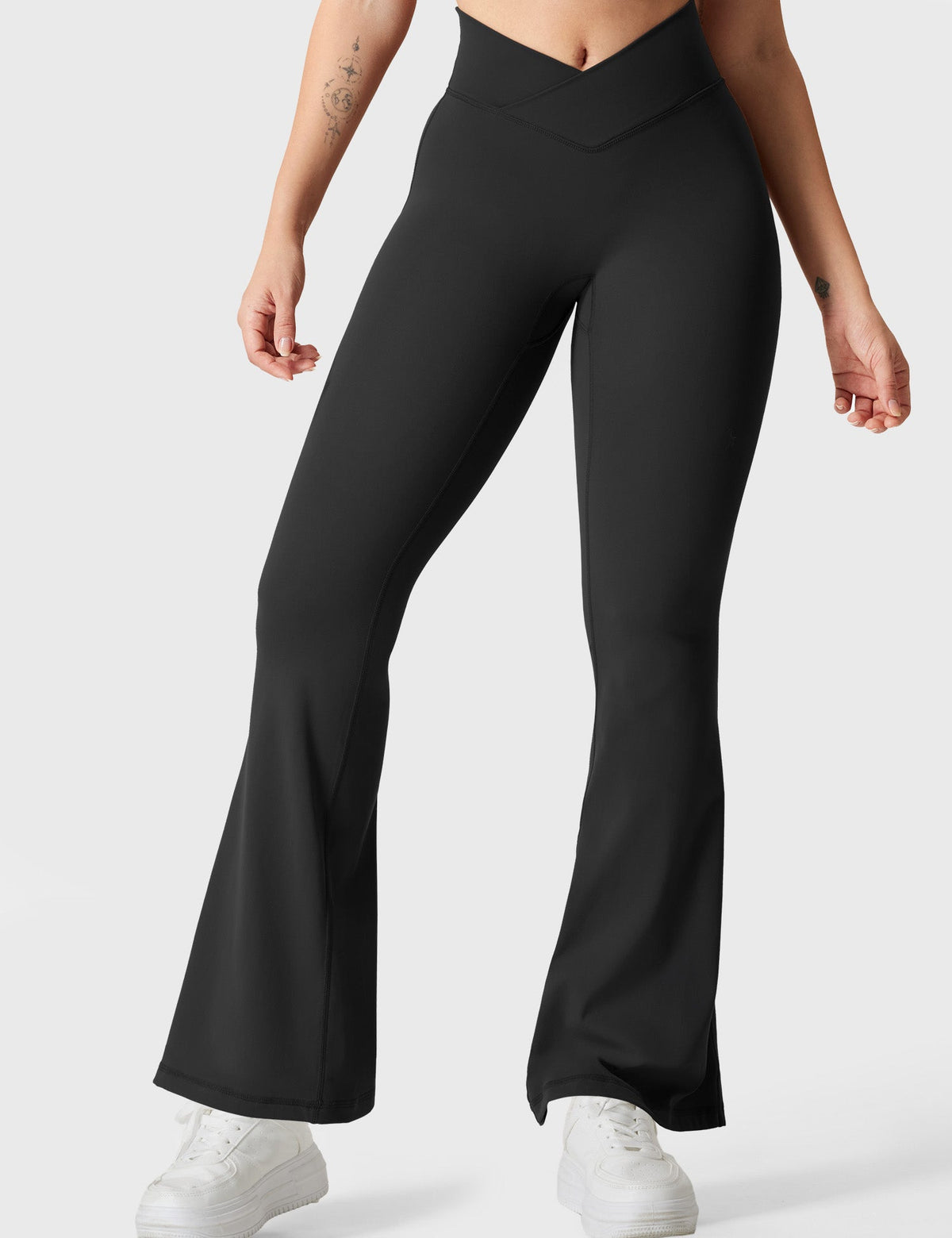 Leggings Movaelle flare con cintura en V
