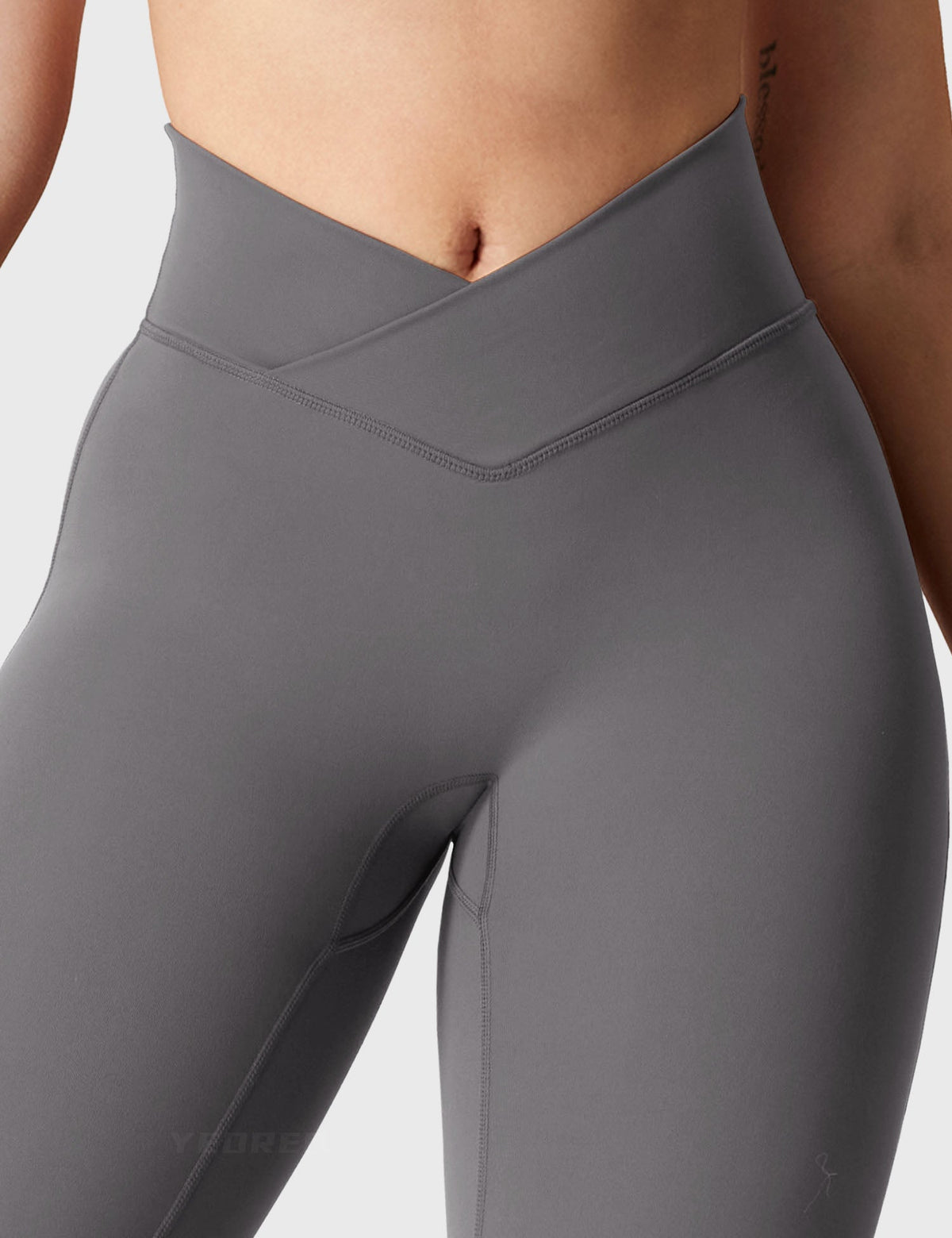Leggings Movaelle flare con cintura en V
