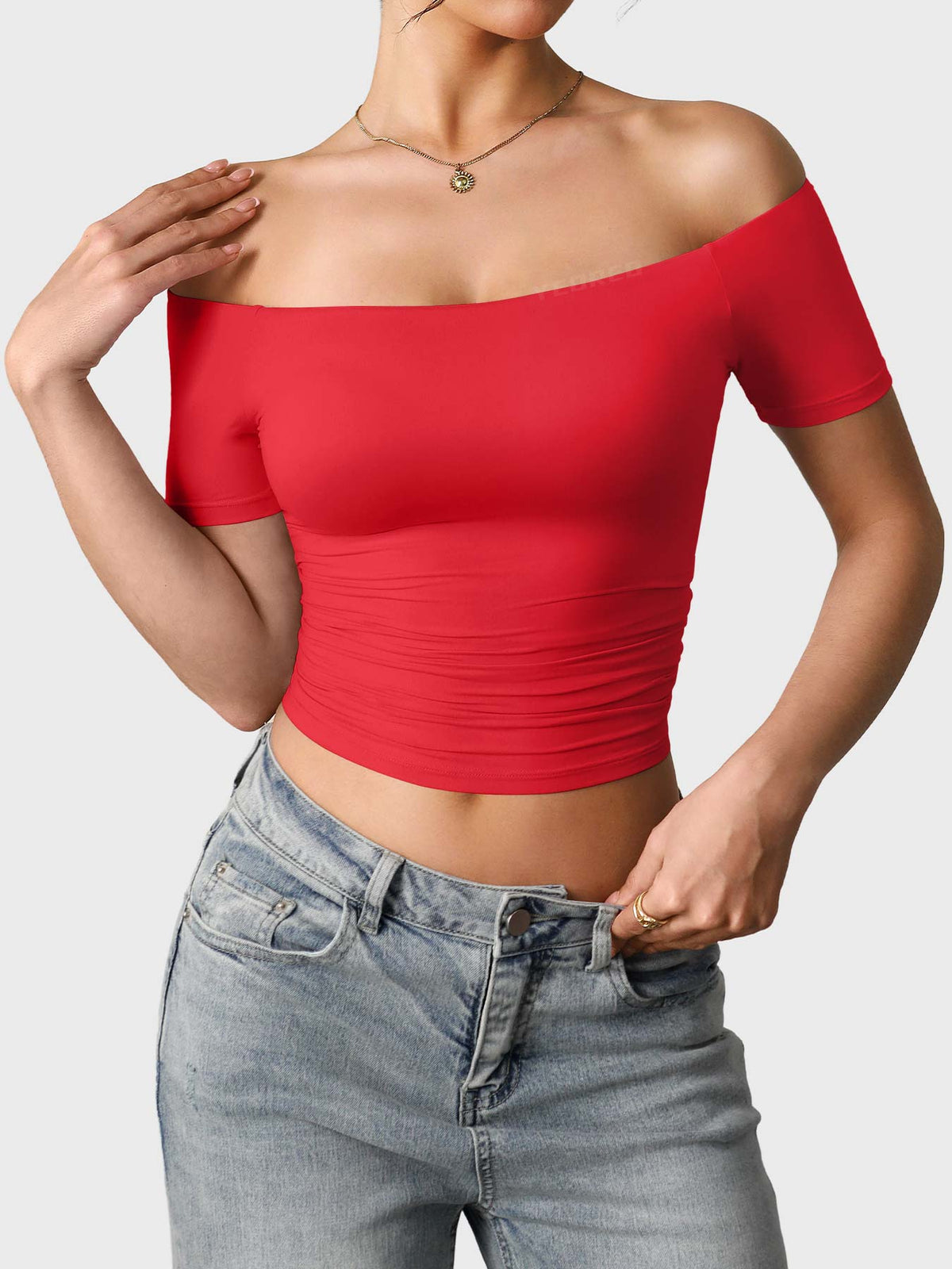 Camiseta Movaelle Ease Y2K de un hombro