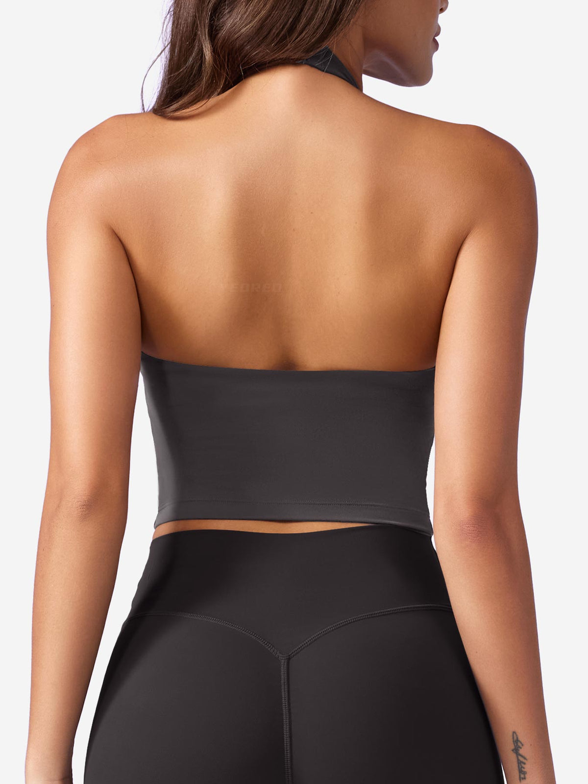 Camiseta de tirantes Movaelle CoreFlex halter con colgante
