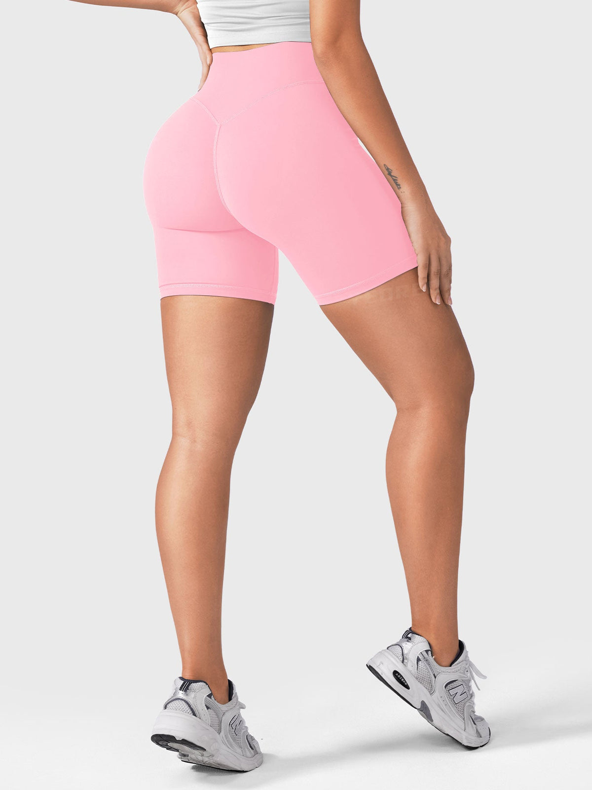 Short Movaelle SoftHue scrunch 6"