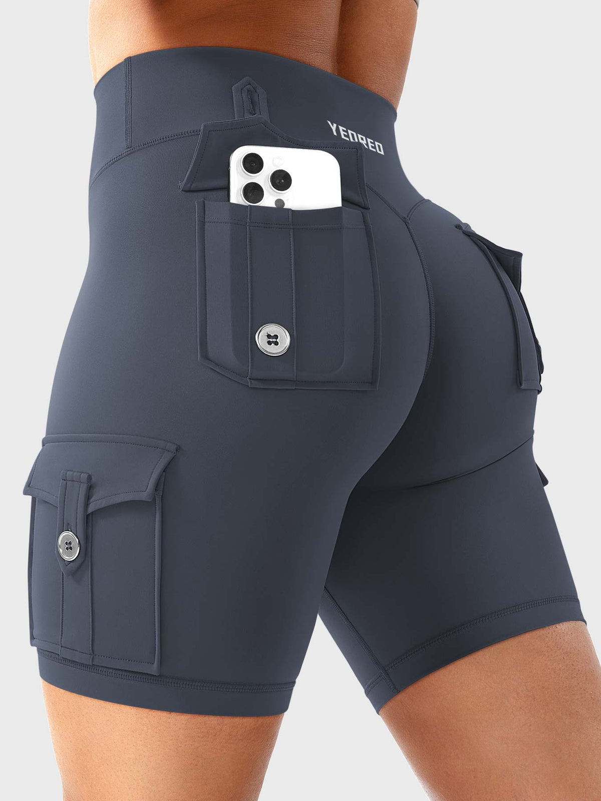 Short Movaelle CoreFlex cargo fruncido oculto
