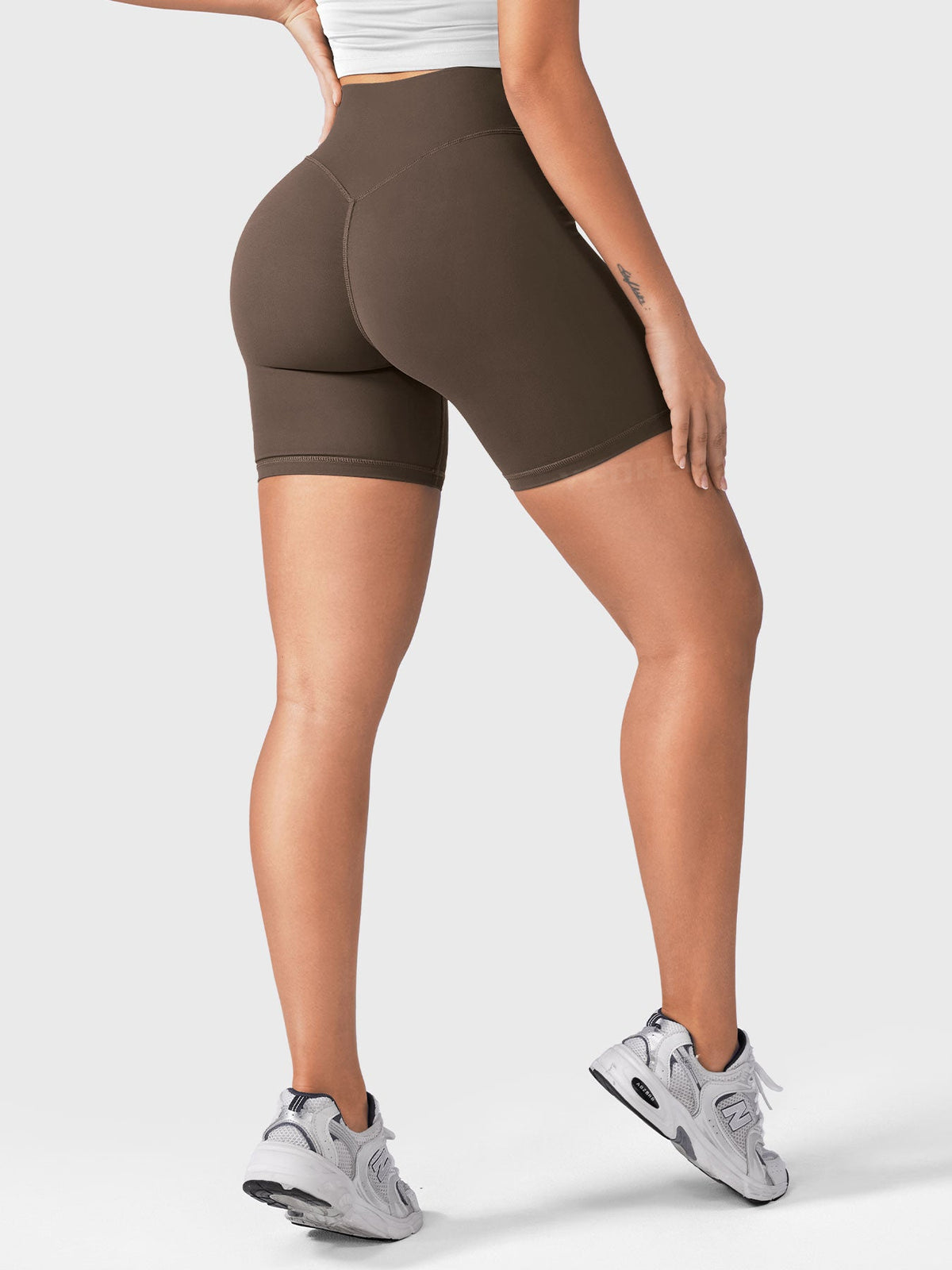Short Movaelle SoftHue scrunch 6"