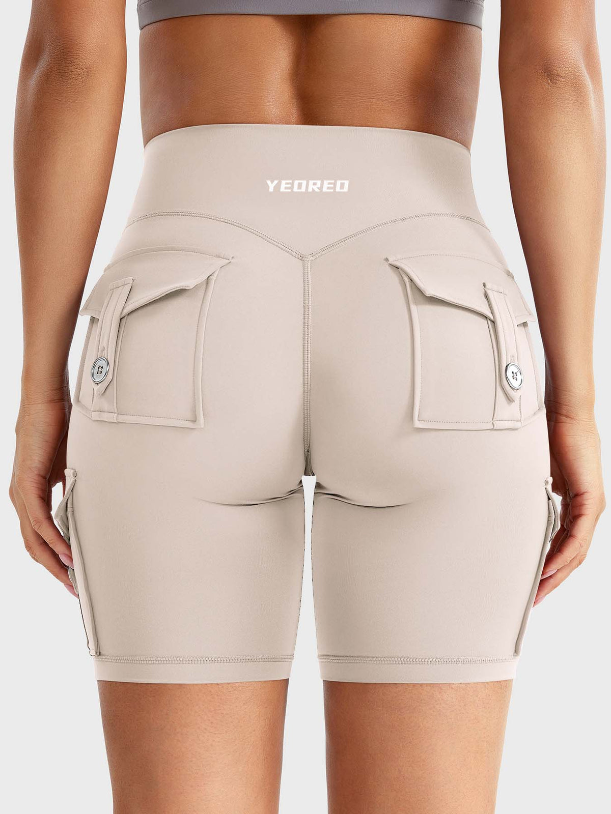 Short Movaelle CoreFlex cargo fruncido oculto