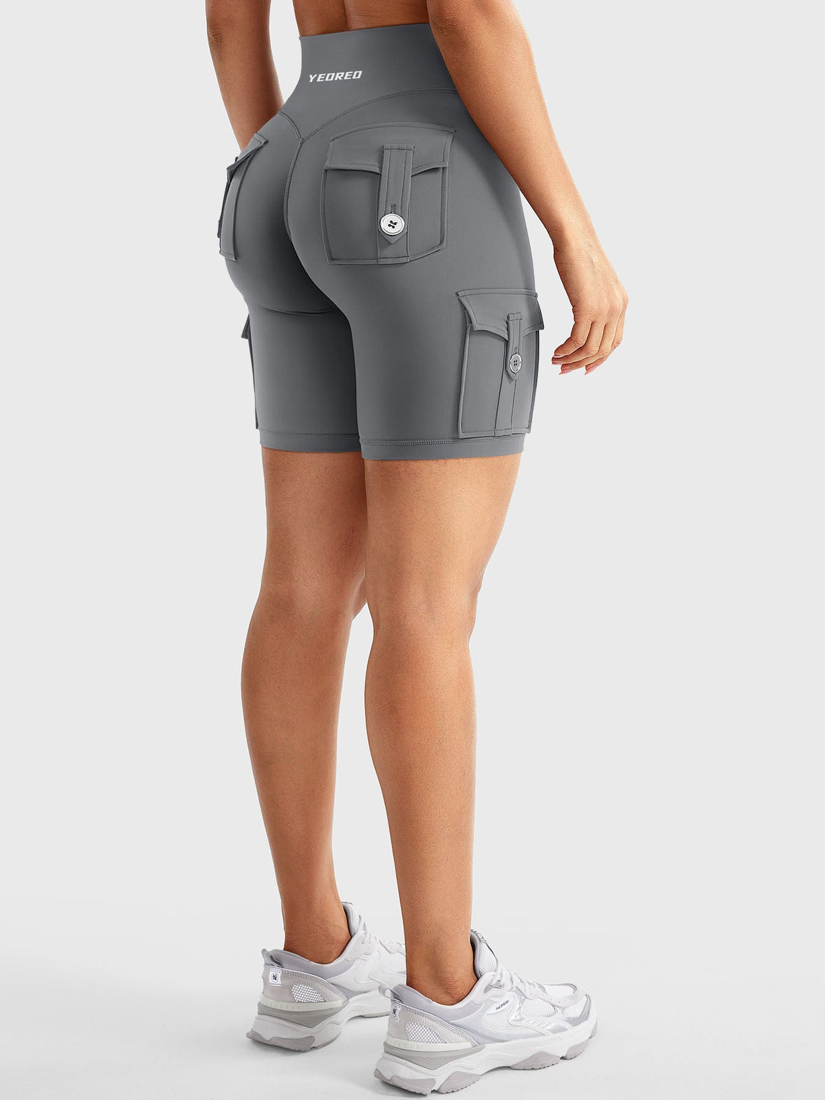 Short Movaelle CoreFlex cargo fruncido oculto