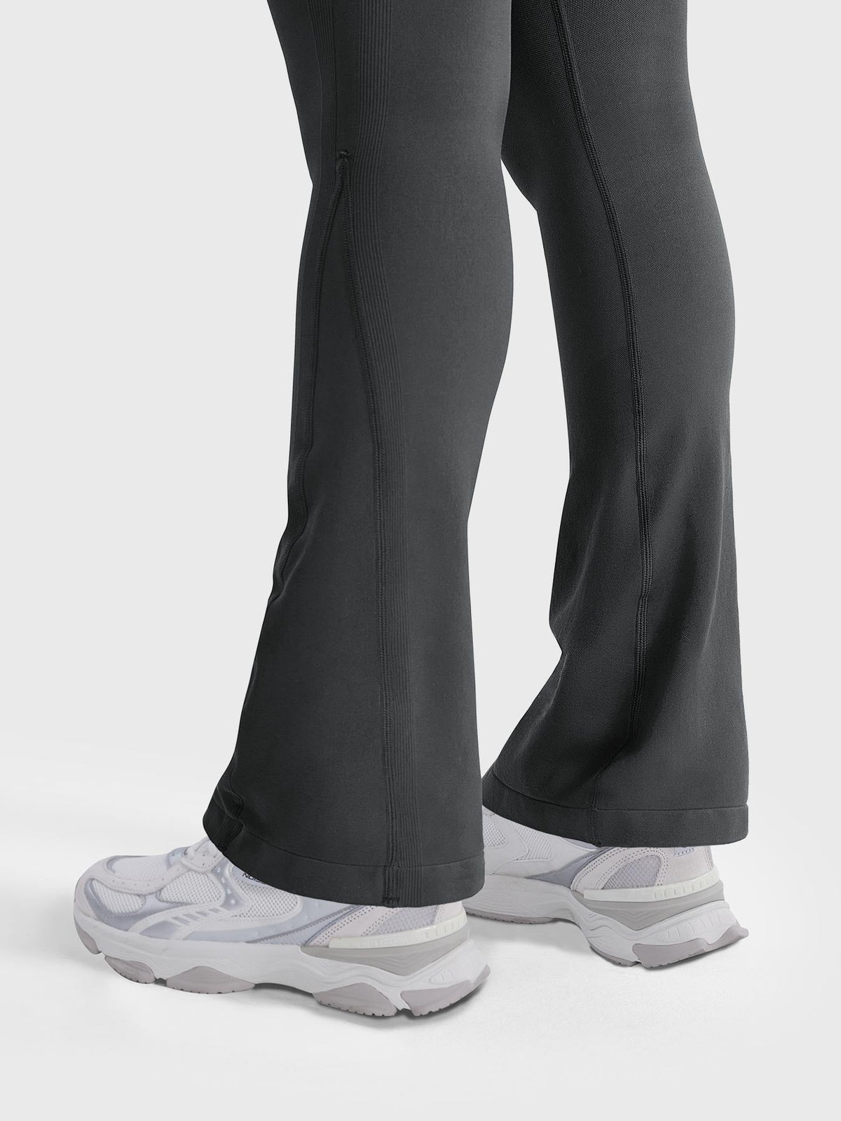Leggings Movaelle Contour mini flare sin costuras 28"
