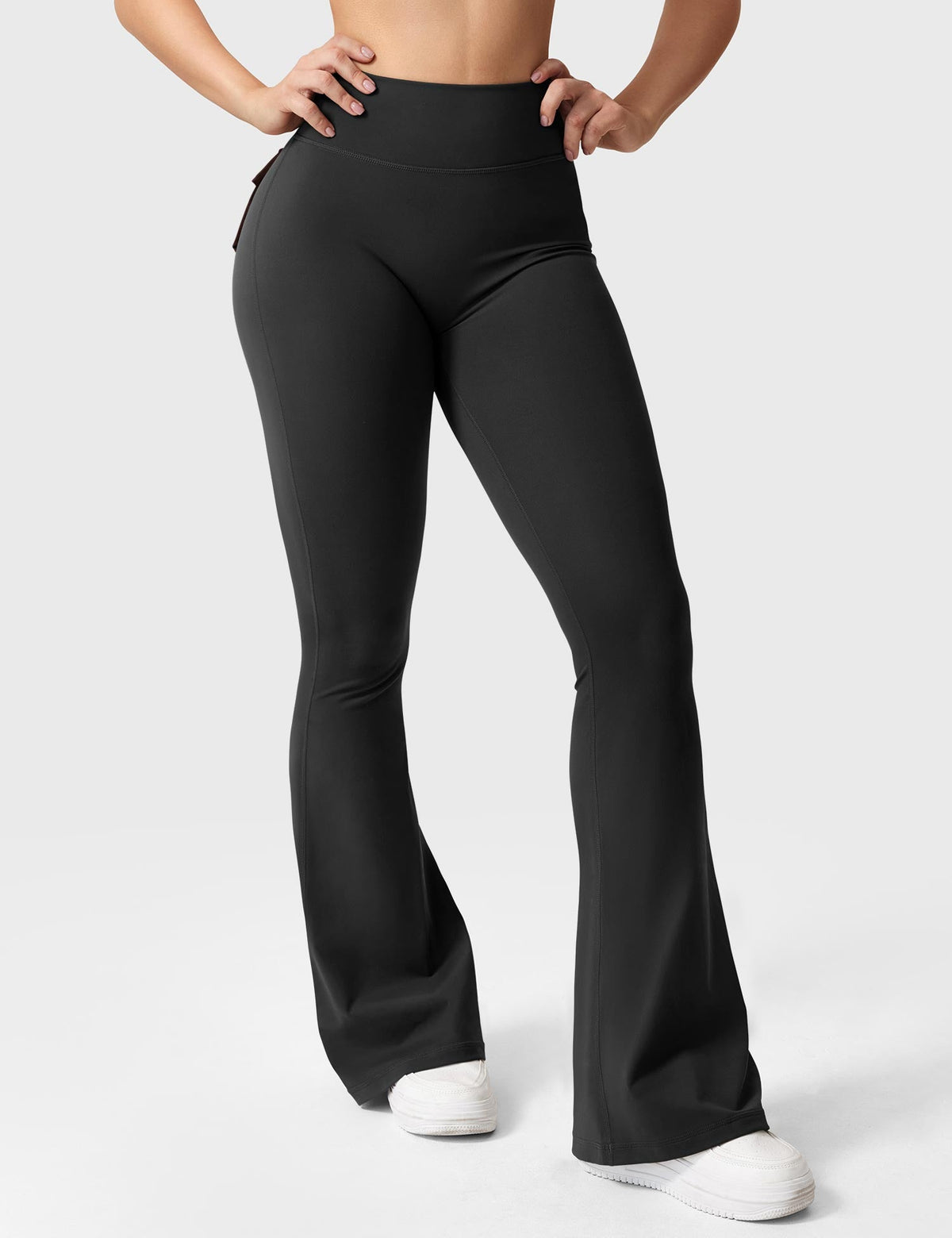 Leggings Movaelle CoreFlex acampanados con bolsillos