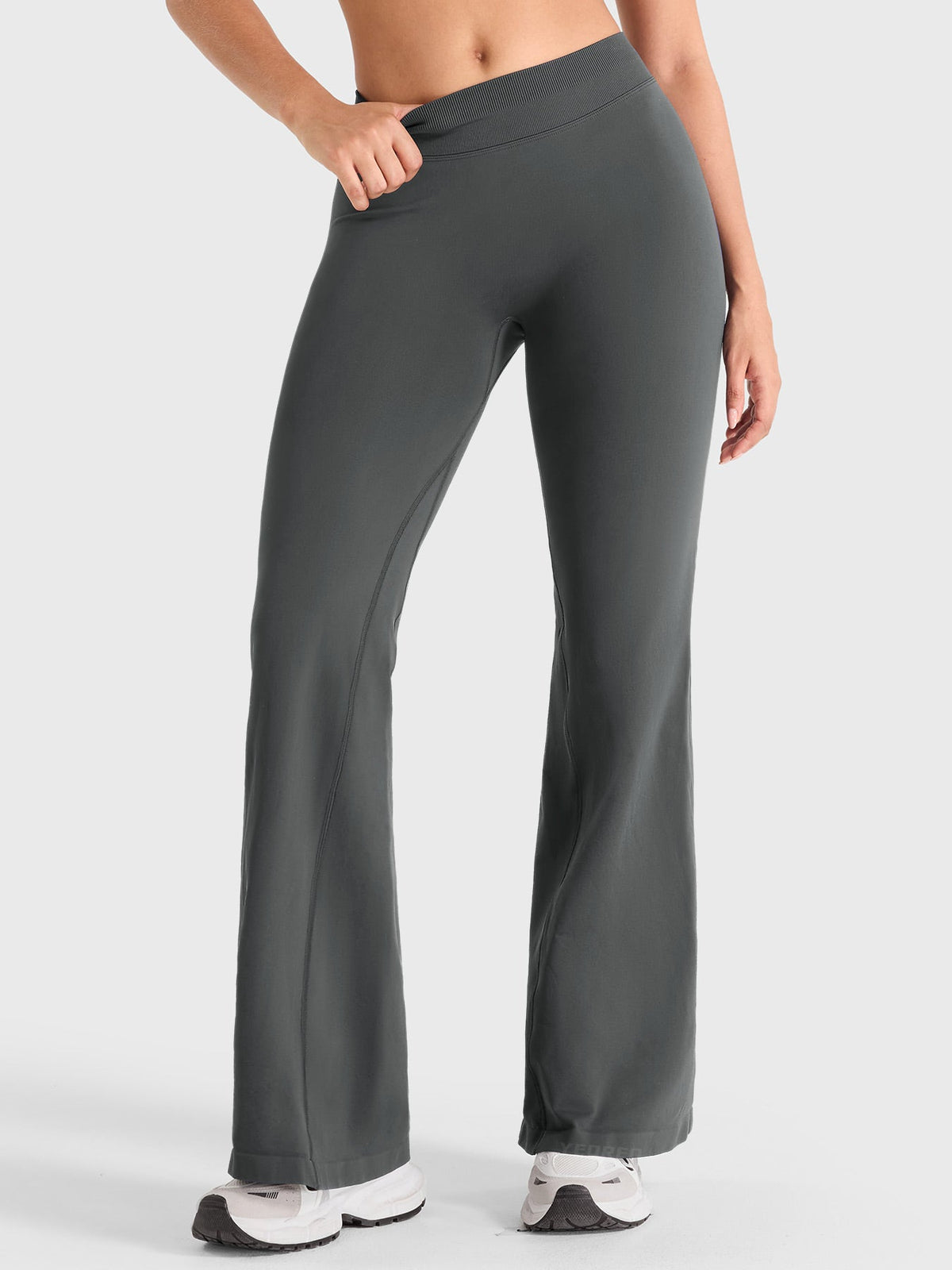 Leggings Movaelle Contour acampanados con scrunch invisible