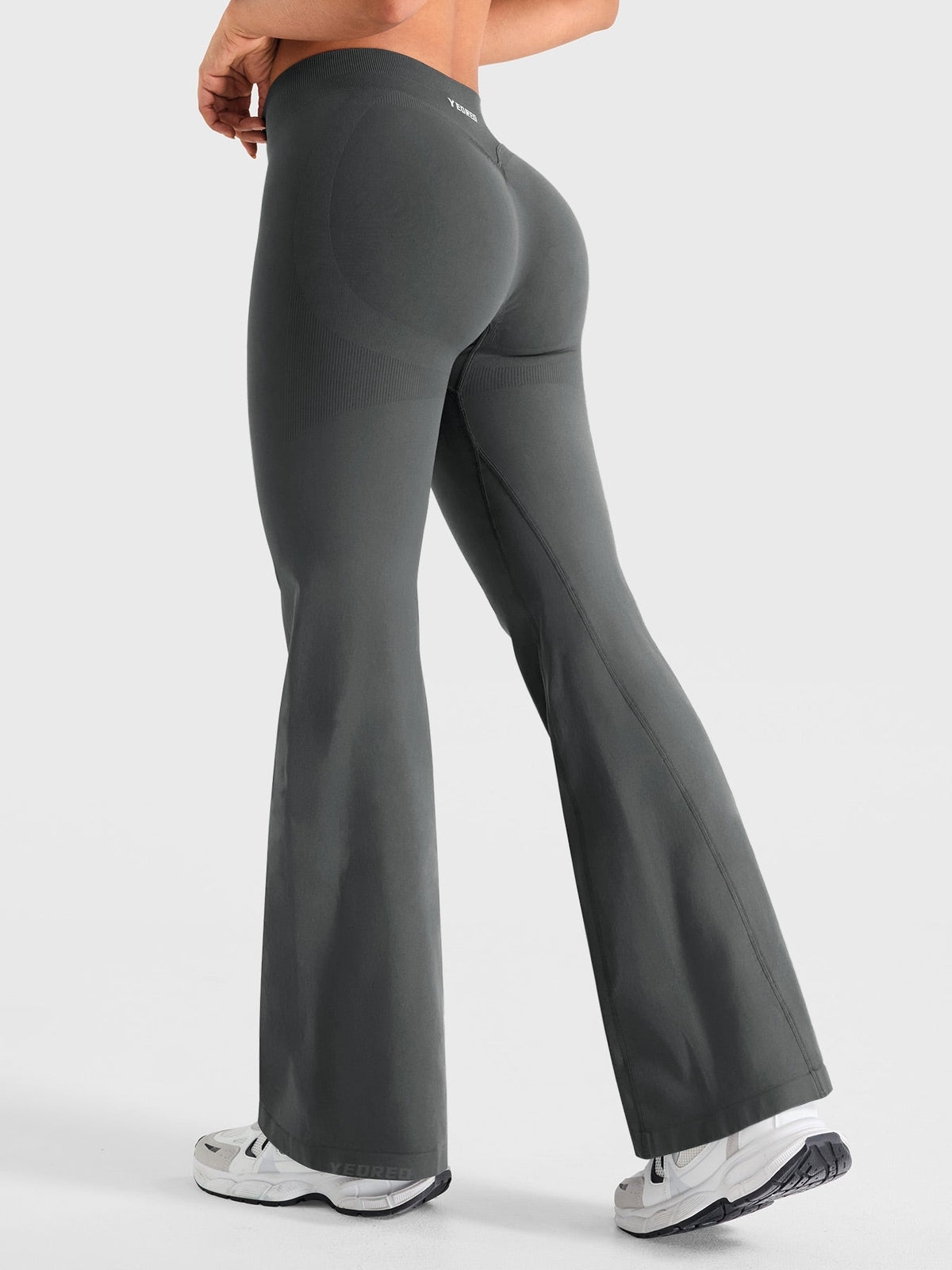 Leggings Movaelle Contour acampanados con scrunch invisible