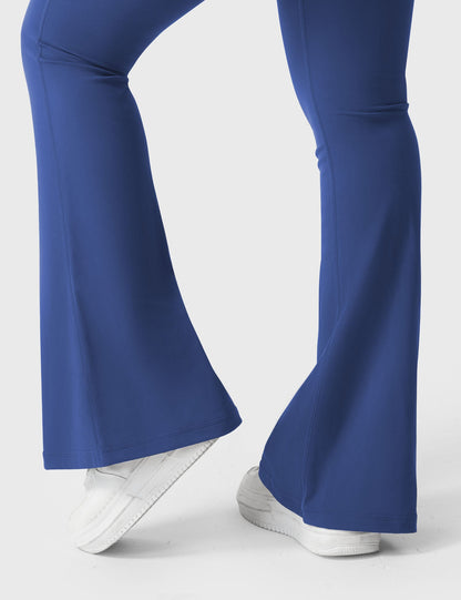 Leggings Movaelle CoreFlex acampanados con bolsillos