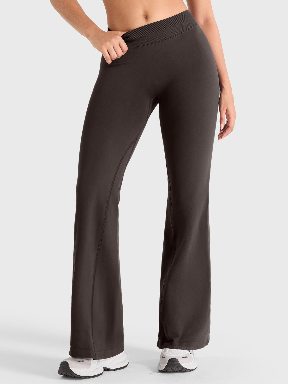Leggings Movaelle Contour acampanados con scrunch invisible