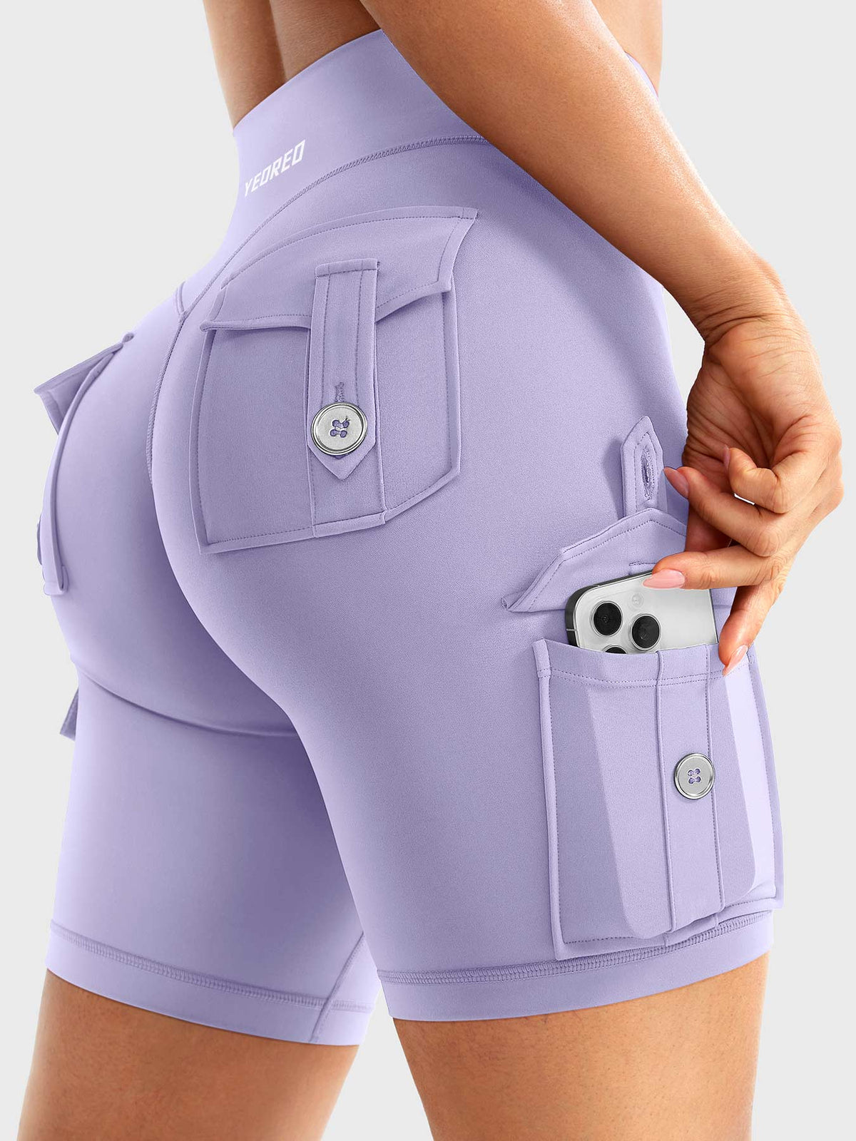 Short Movaelle CoreFlex cargo fruncido oculto