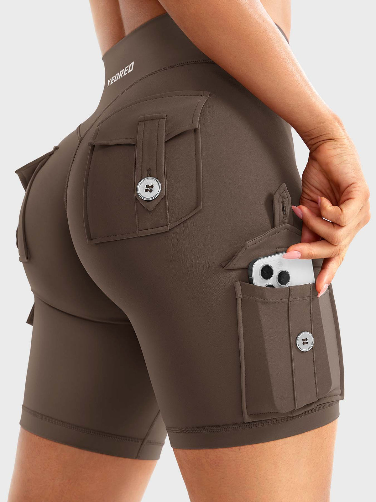 Short Movaelle CoreFlex cargo fruncido oculto